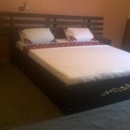 Ouaga Beach Hotel 와가두구 외부 사진