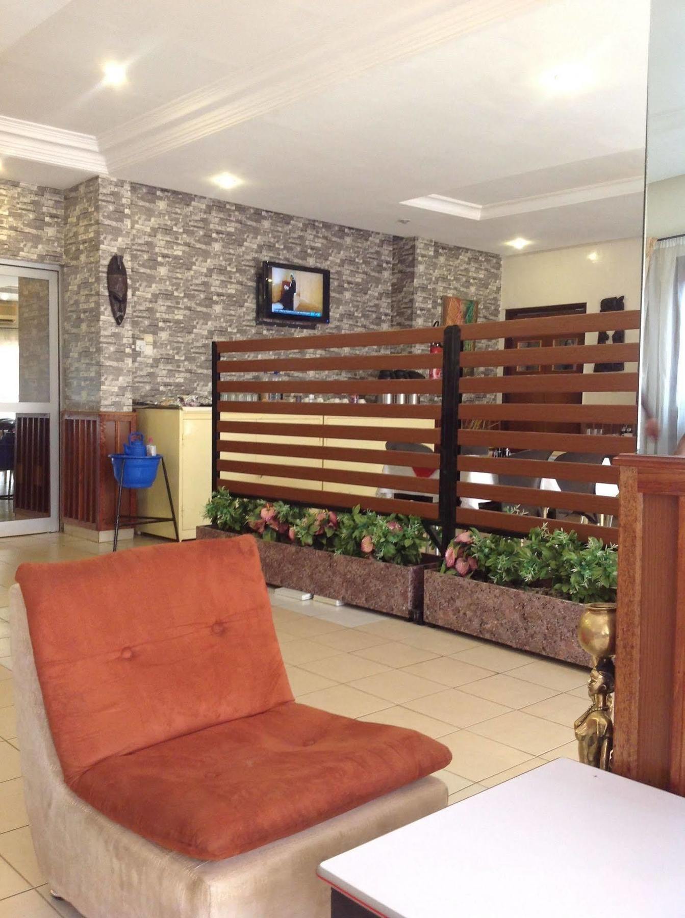 Ouaga Beach Hotel 와가두구 외부 사진